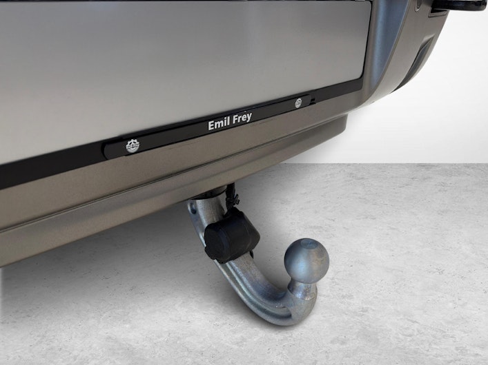 Vehicle image LAND ROVER DEFENDER