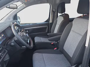 Toyota PROACE Verso L1 2.2 D Trend