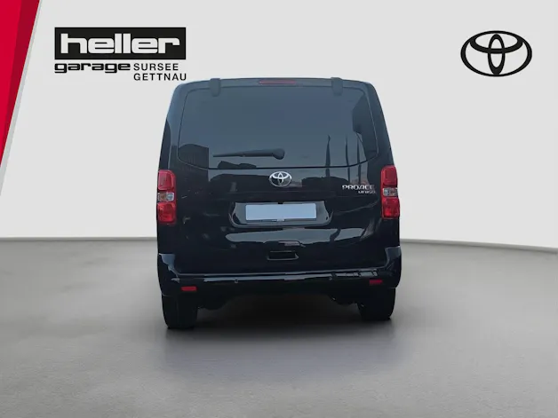 Toyota PROACE Verso L1 2.2 D Trend