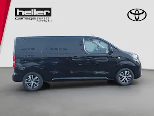 Toyota PROACE Verso L1 2.2 D Trend