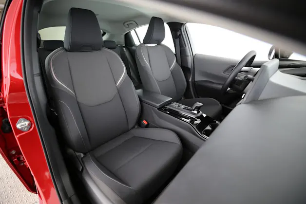 Toyota Prius 2.0 Plug-In-Hybrid Style