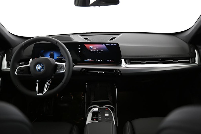 Vehicle image BMW X1