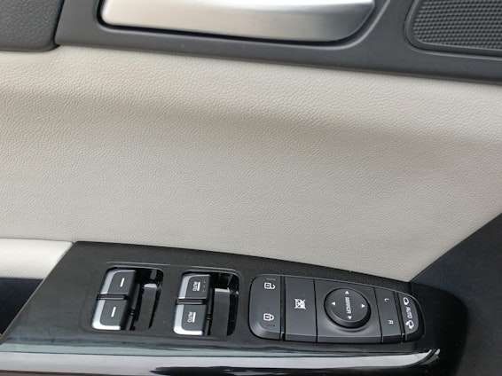 Fahrzeugbild 6 Fahrzeugbild 6