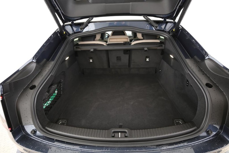 Vehicle image VOLVO ES90