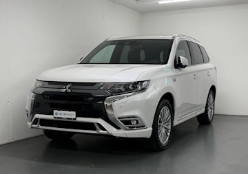 Vehicle image MITSUBISHI Outlander 2.4 PHEV Diamond+ Vehicle image MITSUBISHI Outlander 2.4 PHEV Diamond+