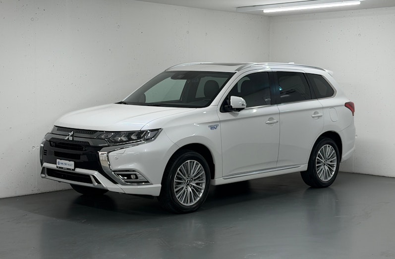 Vehicle image MITSUBISHI OUTLANDER