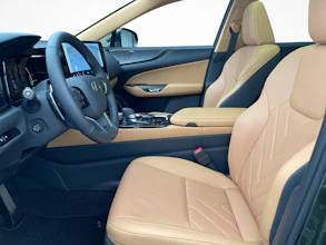 https://vehicle.imgix.net/4139798/433308d4-96b0-4b46-aec9-2d94e2048d19.jpg