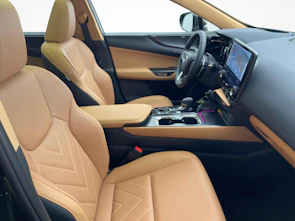 Fahrzeugbild LEXUS NX 450h+ Excellence - ab 1.9% Leasing