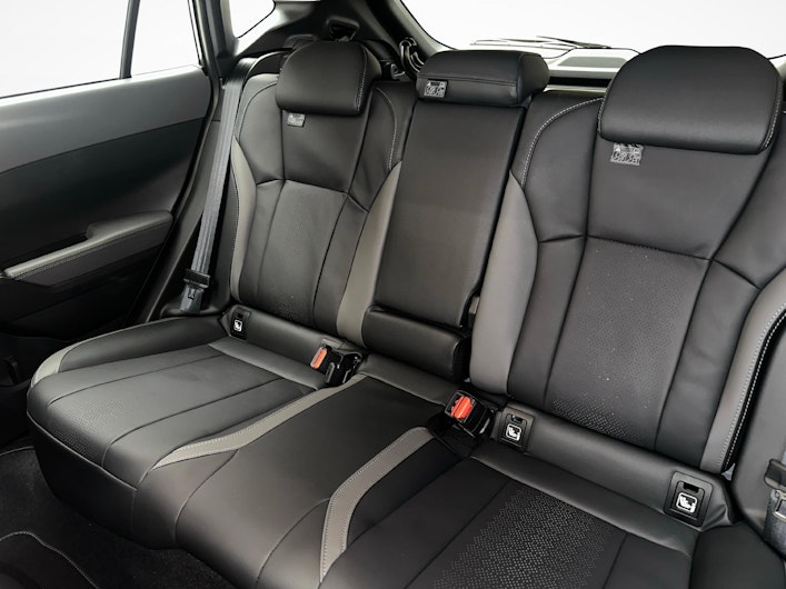 Vehicle image SUBARU CROSSTREK