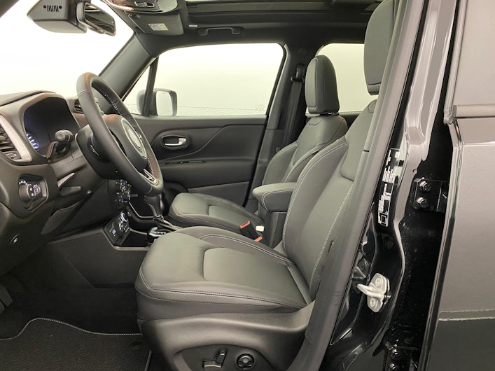 Fahrzeugbild JEEP RENEGADE