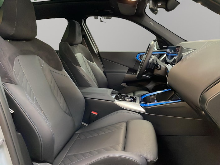 Vehicle image BMW X3