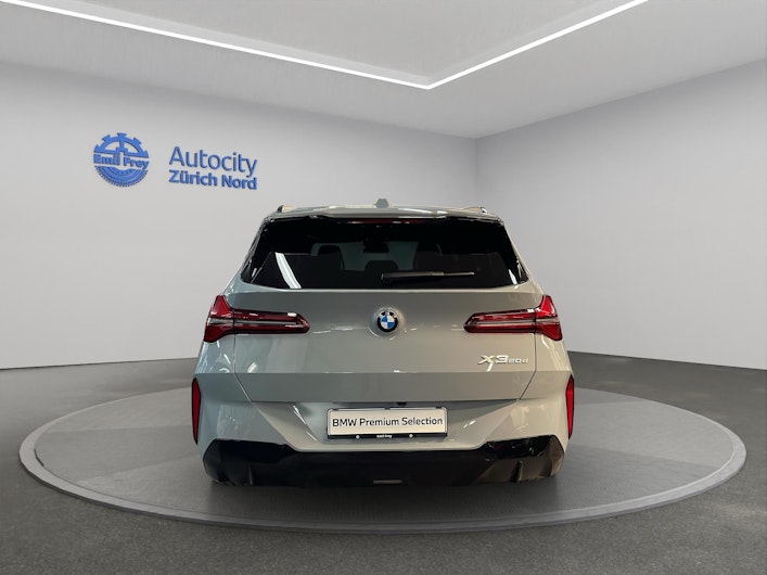 Vehicle image BMW X3