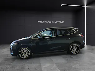 BMW 230e xDrive paddles Active Tourer
