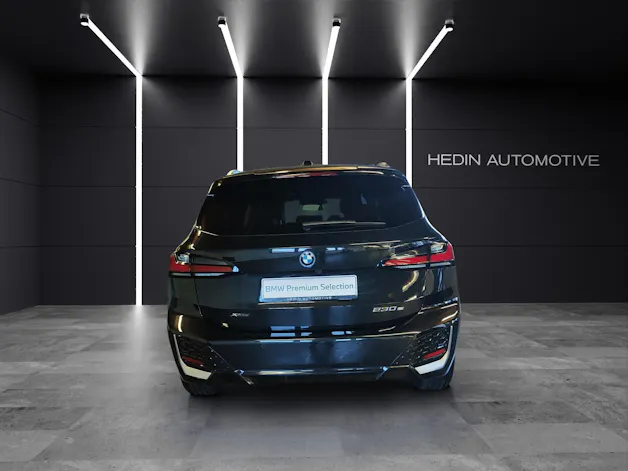 BMW 230e xDrive paddles Active Tourer