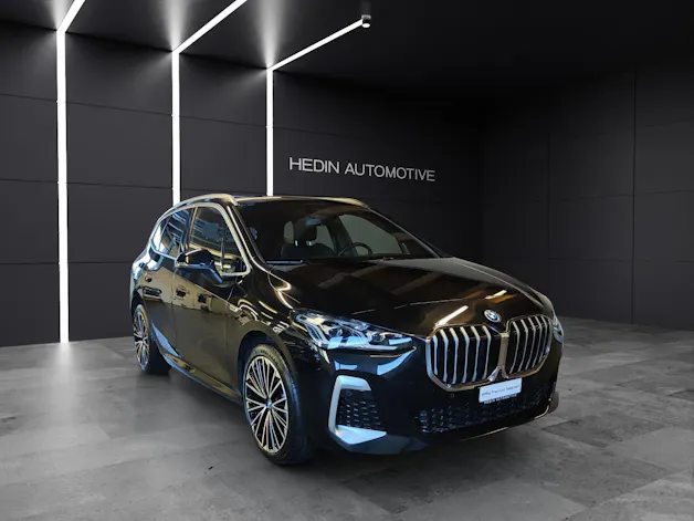BMW 230e xDrive paddles Active Tourer