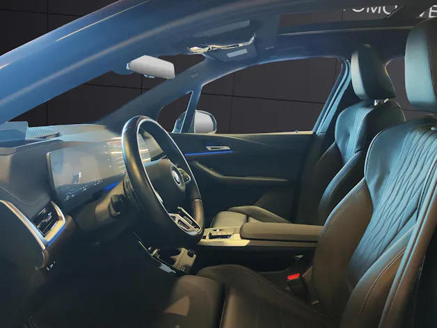 BMW 230e xDrive paddles Active Tourer