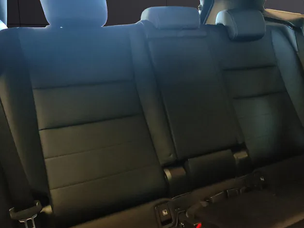 BMW 230e xDrive paddles Active Tourer