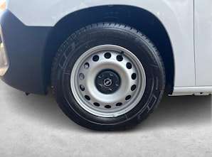 image du véhicule OPEL Combo-e Cargo 2.4 t Electric