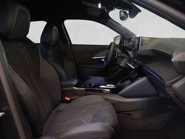 Peugeot 2008 1.2 Hybrid 145 GT