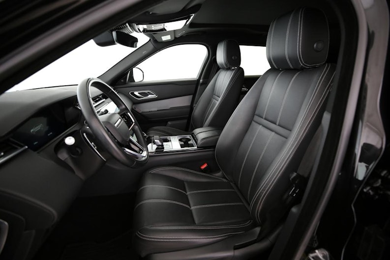 Vehicle image LAND ROVER RANGE ROVER VELAR