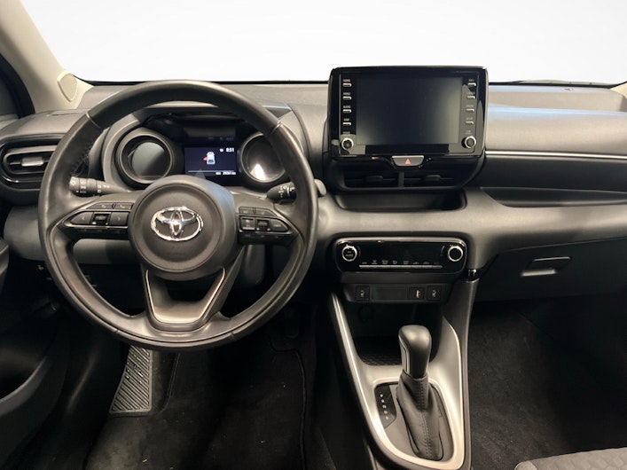 Vehicle image TOYOTA YARIS