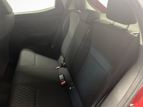 Vehicle image TOYOTA Yaris 1.5 VVT-i HSD Trend