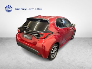 Vehicle image TOYOTA Yaris 1.5 VVT-i HSD Trend