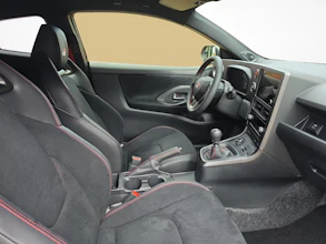 https://vehicle.imgix.net/4139971/badabc63-984b-488d-aee7-624fc4c5c37c.jpg