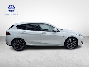 Vehicle image BMW 123 xDrive