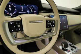 https://vehicle.imgix.net/4139992/2e204f48-439e-4127-84dc-55f0c7545680.JPG