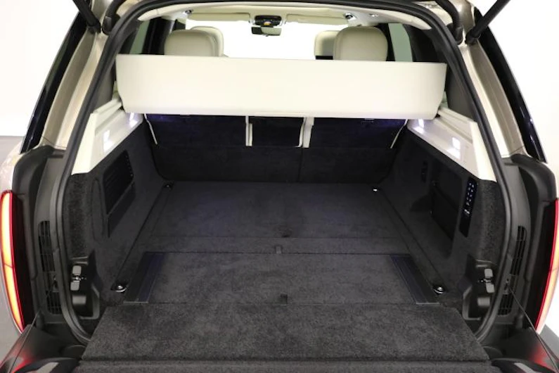 Fahrzeugbild LAND ROVER RANGE ROVER