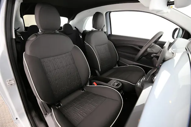 Fiat 500 Cabrio Swiss Edition