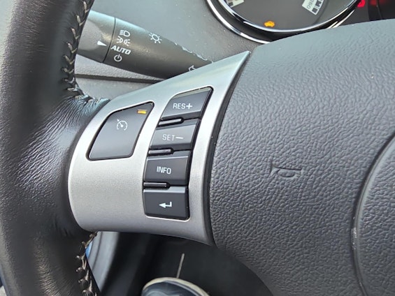 Vehicle image 17 Vehicle image 17