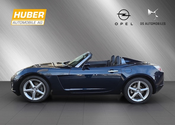 Vehicle image 4 Vehicle image 4