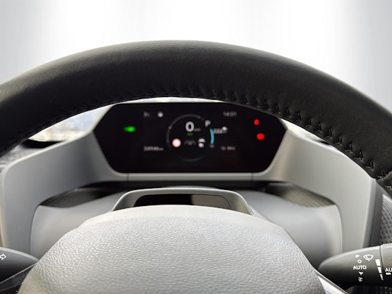 Vehicle image 9 Vehicle image 9