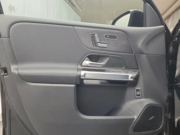 Mercedes-Benz EQB 350 AMG Line 4matic