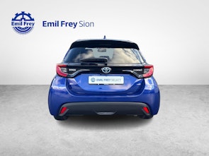 Vehicle image TOYOTA Yaris 1.5 VVT-i HSD Trend