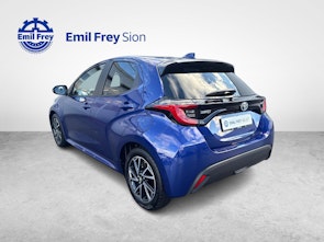 Vehicle image TOYOTA Yaris 1.5 VVT-i HSD Trend