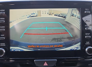 Vehicle image TOYOTA Yaris 1.5 VVT-i HSD Trend