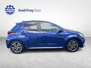 Vehicle image TOYOTA Yaris 1.5 VVT-i HSD Trend