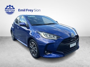 Vehicle image TOYOTA Yaris 1.5 VVT-i HSD Trend