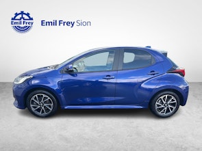 Vehicle image TOYOTA Yaris 1.5 VVT-i HSD Trend