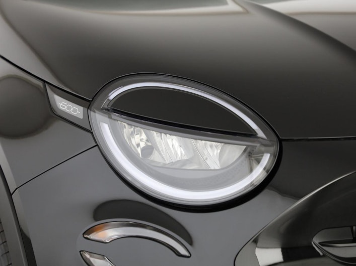 Vehicle image FIAT 600