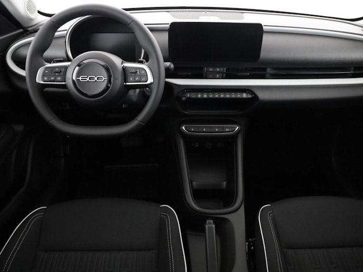 Vehicle image FIAT 600