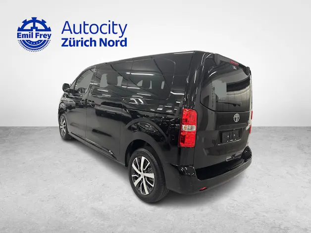 Toyota PROACE Verso L1 2.2 D Trend