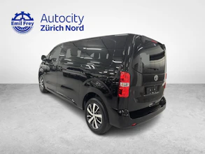 https://vehicle.imgix.net/4140190/2473fb59-b4de-4285-964a-37f41e04a627.jpg