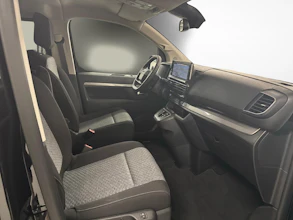 https://vehicle.imgix.net/4140190/78bf4dc8-9f29-4e0f-b09c-47cfc1575dab.jpg