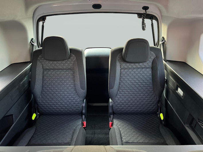 Vehicle image PEUGEOT RIFTER