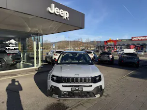 Jeep Avenger 1.2 MHEV Summit