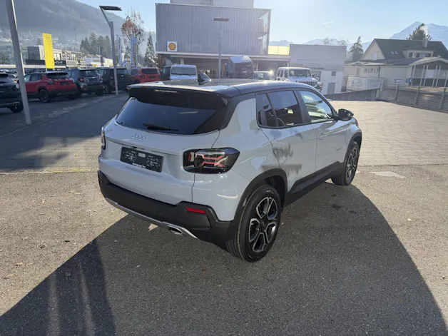 Jeep Avenger 1.2 MHEV Summit
